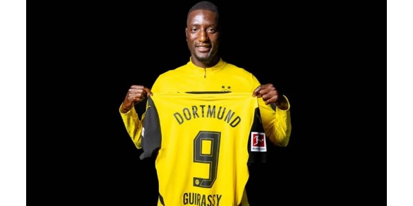 Borussia Dortmunds Trikot Nr. 9 wechselt erneut den Besitzer